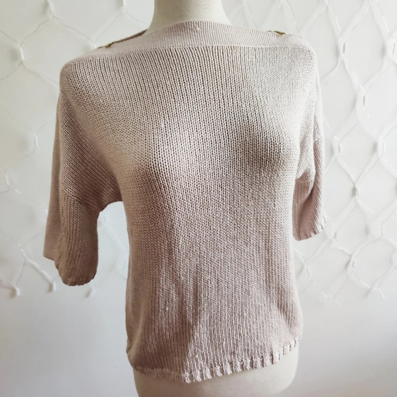 GAP Sweaters - • GAP Knit Pullover Top • Light Mauve • Gold Zippers • Size Small
